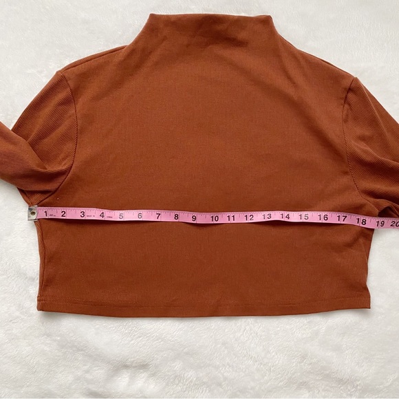 Burnt Orange Mock Turtleneck Ribbed Crop Top - Picture 3 of 7
